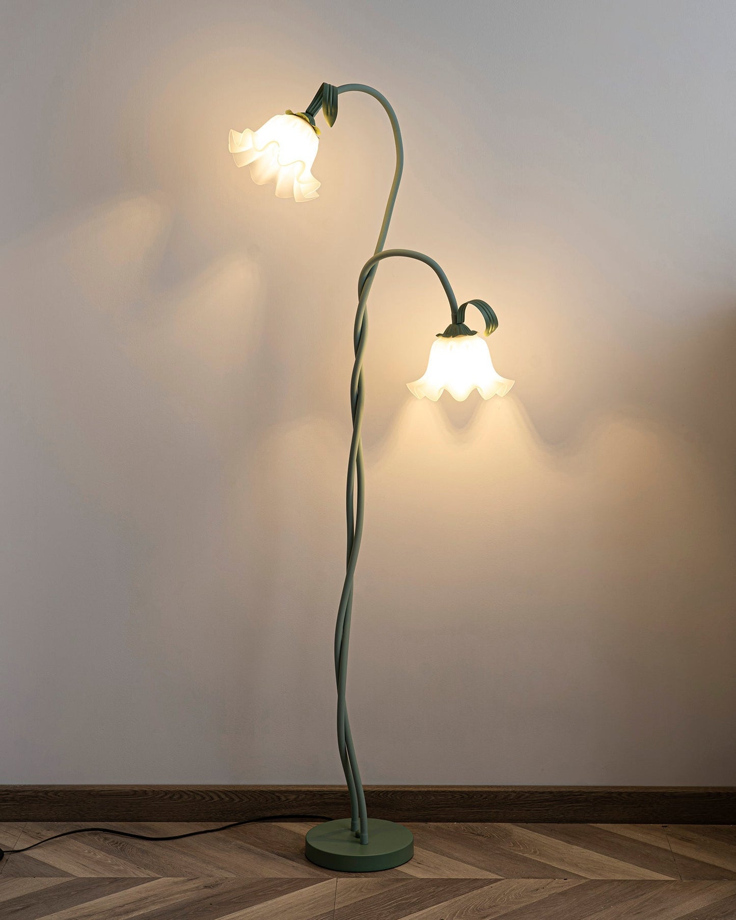 Lampa Stojąca Do Salonu | Kwiatowy Kształt