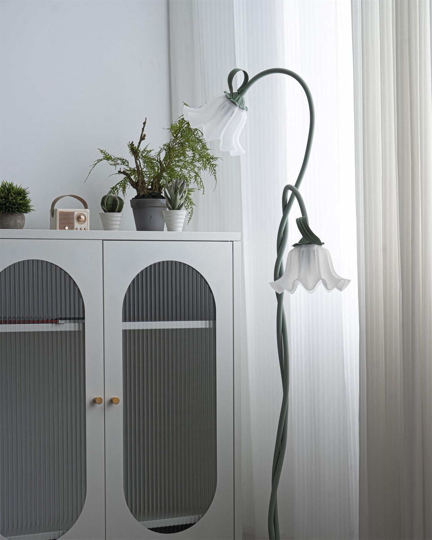 Lampa Stojąca Do Salonu | Kwiatowy Kształt