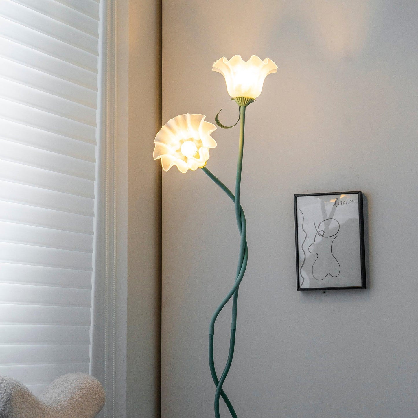 Lampa Stojąca Do Salonu | Kwiatowy Kształt