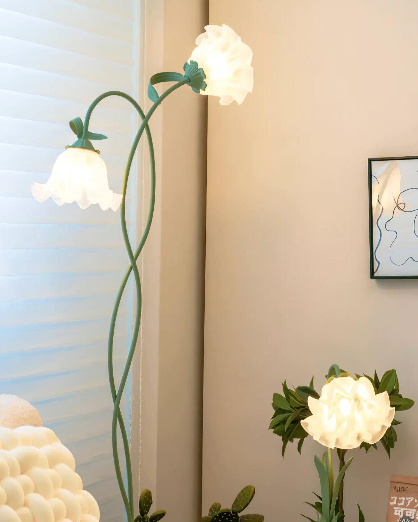 Lampa Stojąca Do Salonu | Kwiatowy Kształt