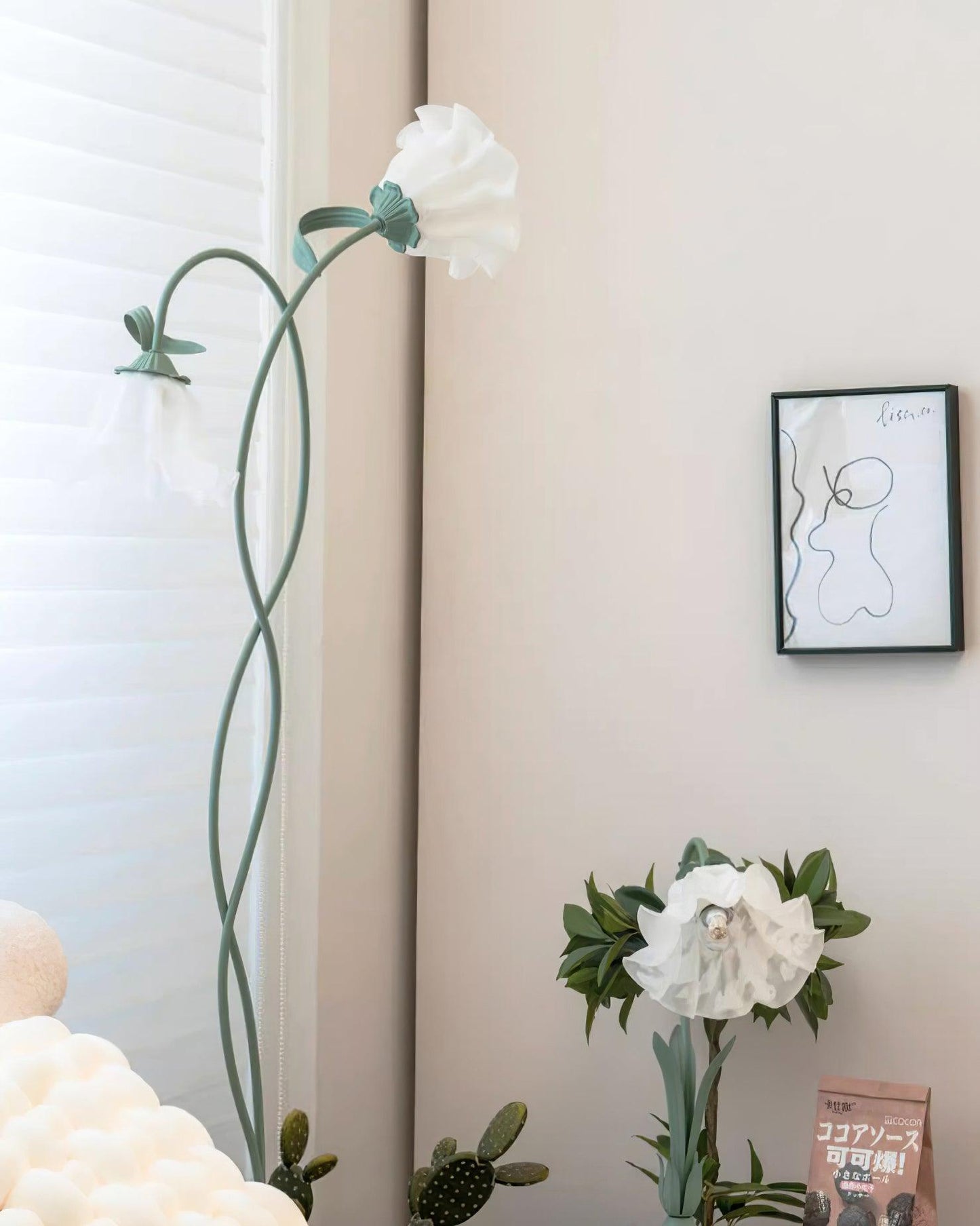 Lampa Stojąca Do Salonu | Kwiatowy Kształt