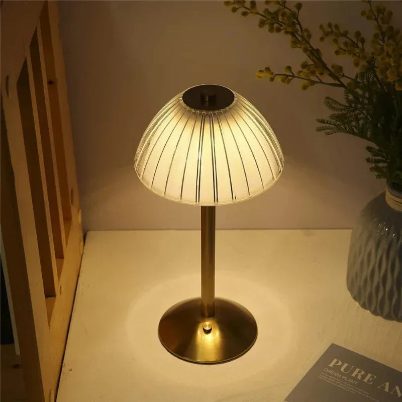 Bezprzewodowa Lampa Stołowa LED Z Funkcją Ściemniania | Trójkolorowa