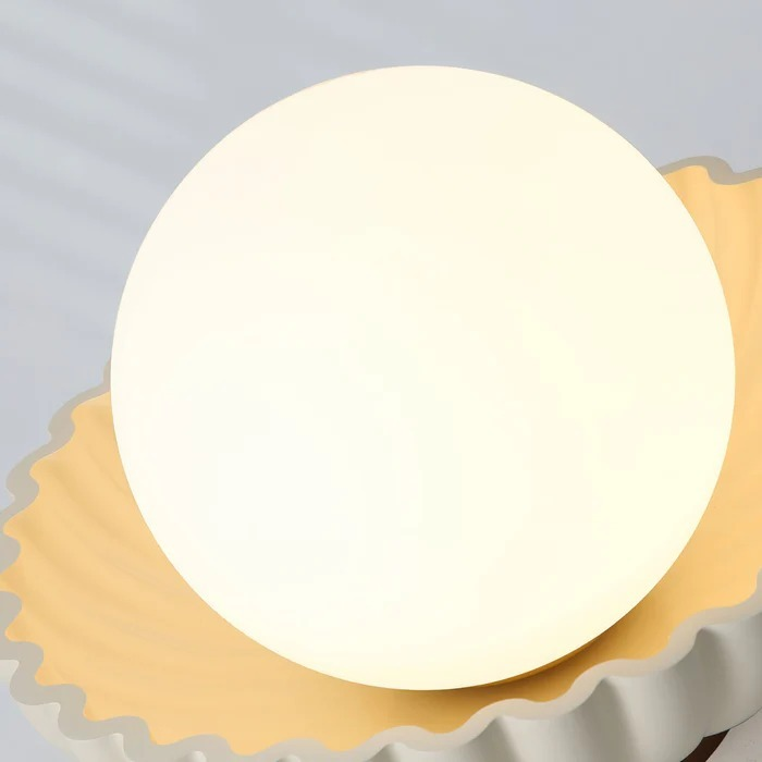 Lampa Sufitowa LED Do Przedpokoju | Muszlowy Kształt